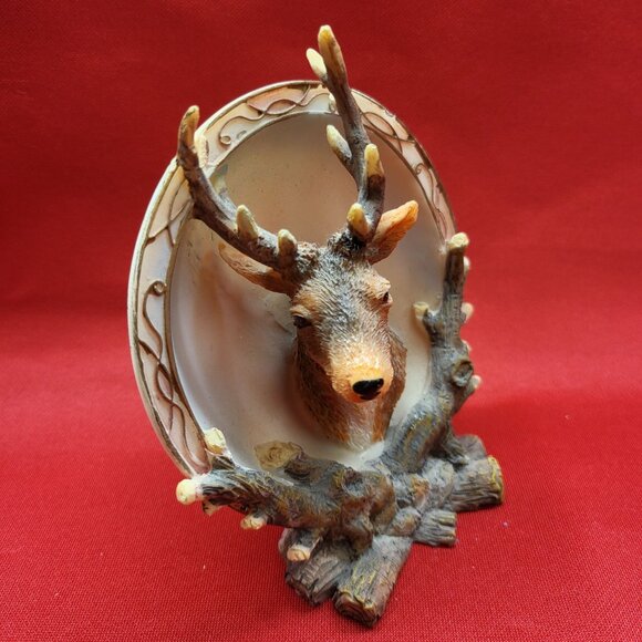 3D Deer Embedded Polystone Dome and Base Shelf Decor - Picture 2 of 12